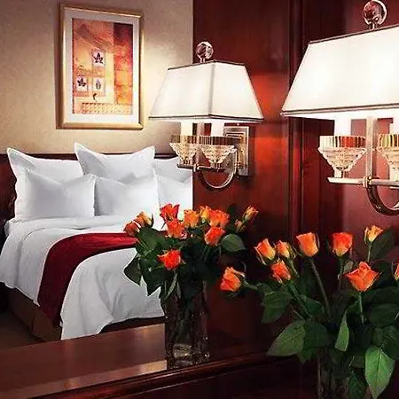 호텔 Renaissance Zurich 5*