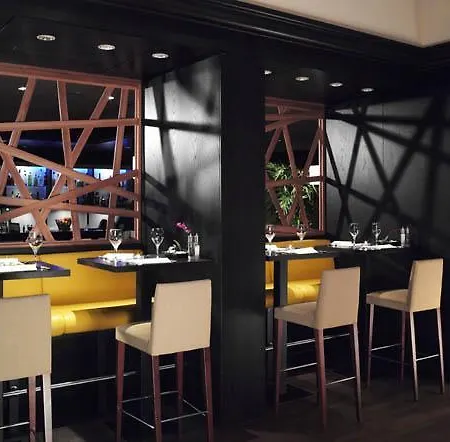 호텔 Renaissance Zurich 5*