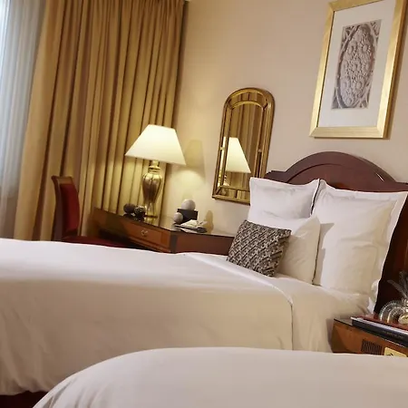 호텔 Renaissance Zurich 5*